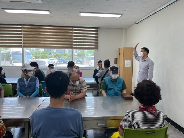 직업재활 연계 및 사회적응 프로그램 (제빵 체험)