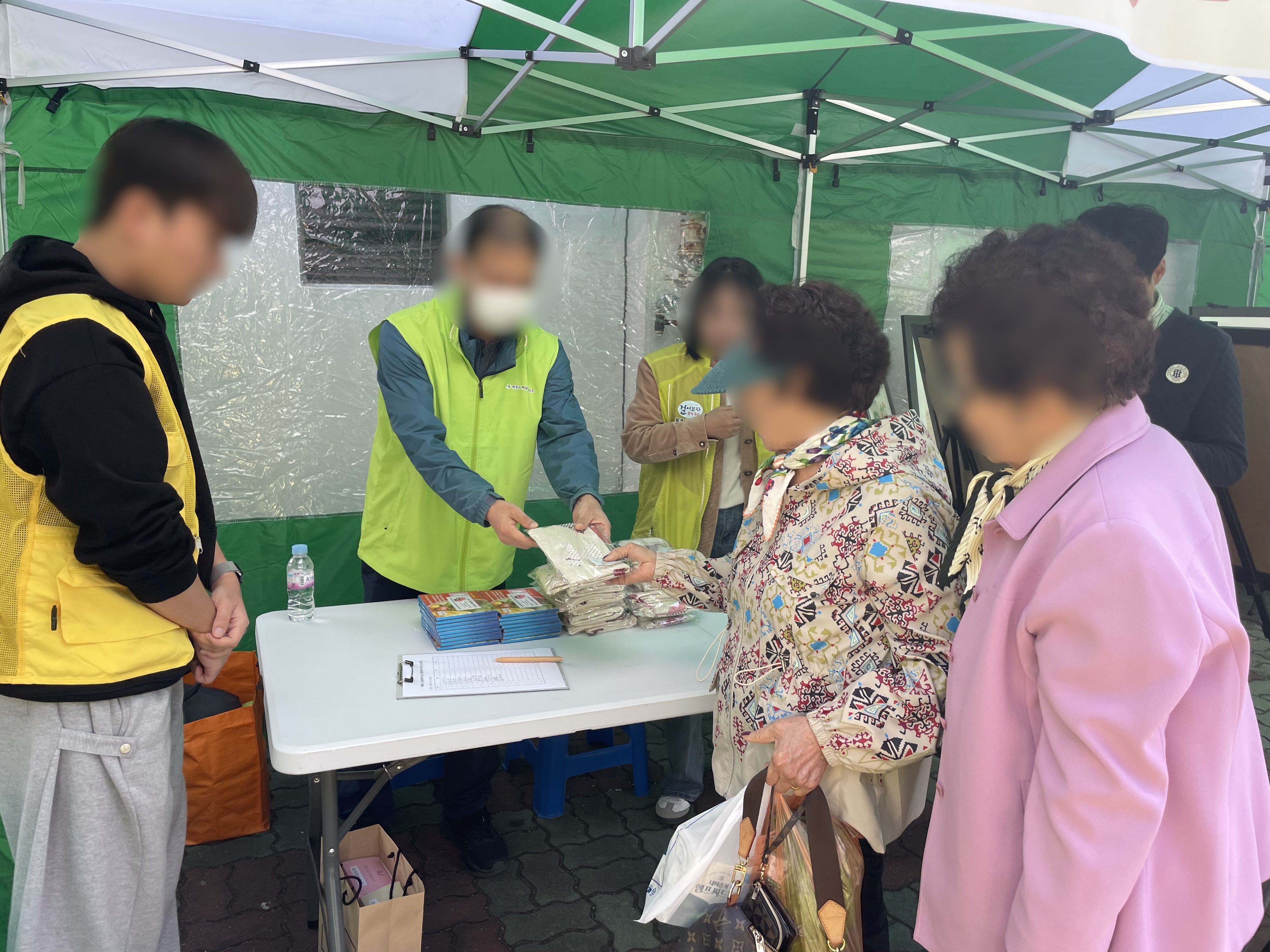 '상동행복나눔 마을축제' 연계 정신건강 홍보관 운영(25.10.24)